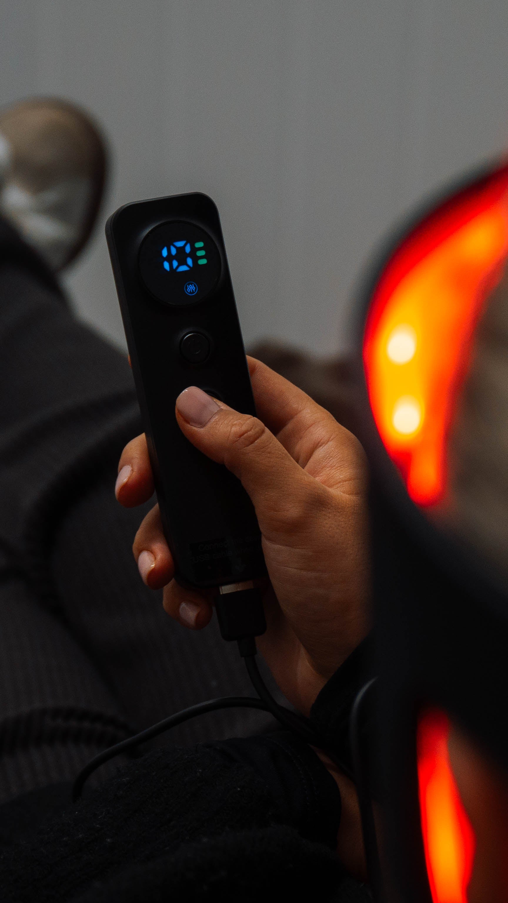 REVIVEO RED LIGHT FACE MASK