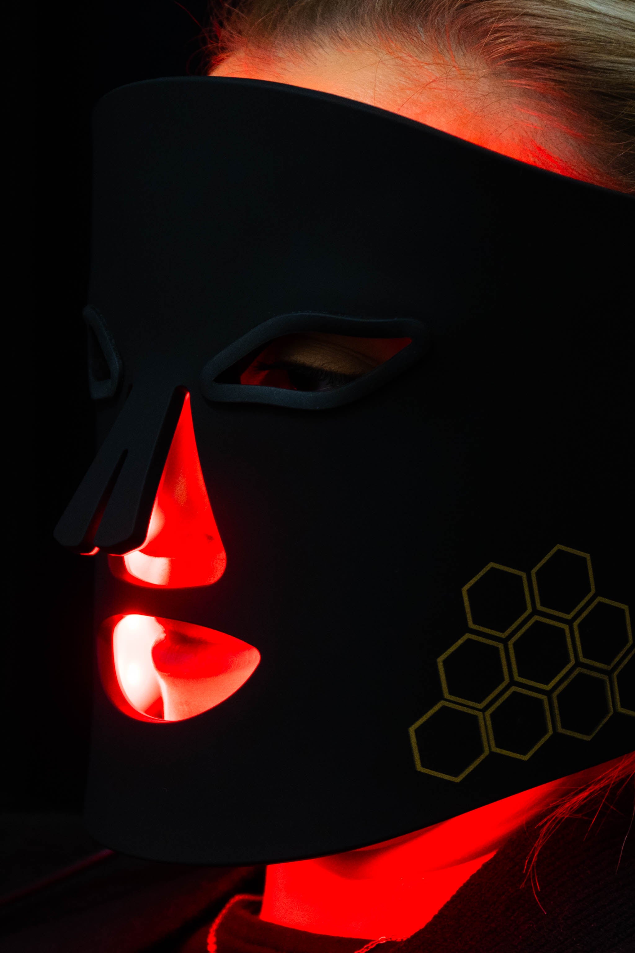 REVIVEO RED LIGHT FACE MASK